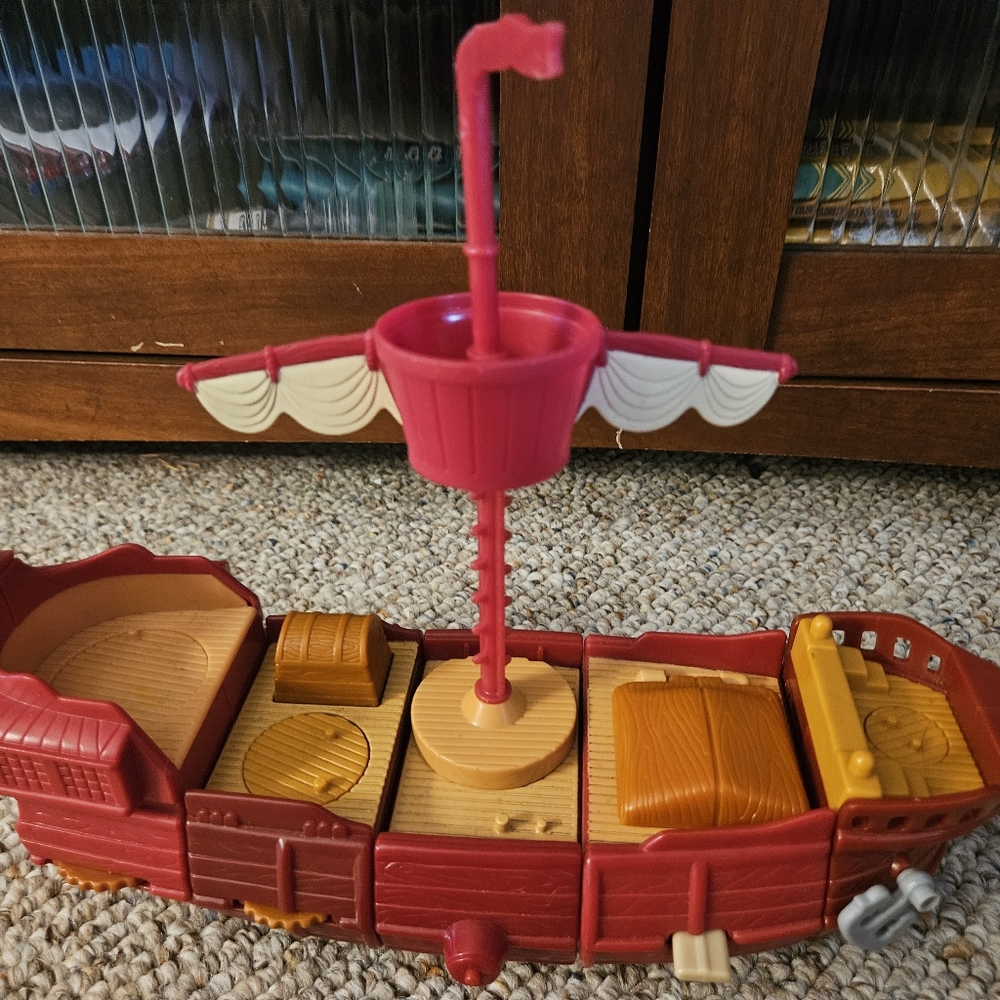 McDonalds Return To Neverland Peter Pan Pirate Ship - Picture 4 of 8